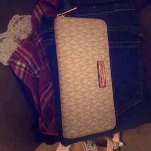 Michael Kors wallet